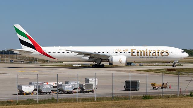 A6-EQL::Emirates Airline